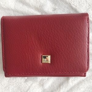 Susen red wallet